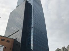 -上海龙之梦万丽酒店