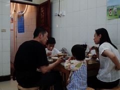 大堂-再回首鸡肉米线(人民路一店)