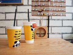 -熊猫一间店欧式奶茶铺