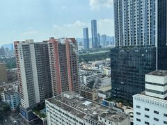 -华强广场酒店-椰香高空自助餐厅