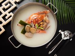臻选养生海鲜汤-红门金汤·港式火锅(英皇集团中心店)