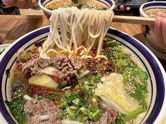 -云阿蛮云南生烫牛肉米线(奉贤路店)