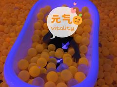 -爱蹦iBOON蹦床运动馆(江汉店)