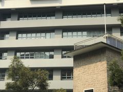 -香港大学