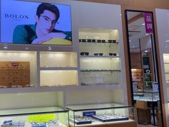 -光明眼镜·蔡司授权(徐泾店)