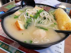 -肥汁米蘭香港米线(定西路店)