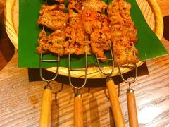 -云海肴·汽锅鸡·云南菜(天山百盛优客店)