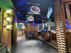 大堂-胖老汉椒麻鸡清真新疆菜(西御街店)