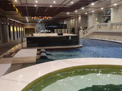 -碧中海汤泉汗蒸酒店