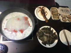 -九万士多港式海鲜粥底火锅(回龙观店)