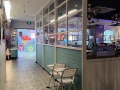 -豪客嘉族·麦尼顿西餐厅(乐福天下店)