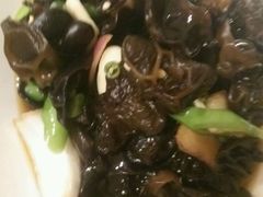 -黔蘑菇四季餐厅(观山湖店)