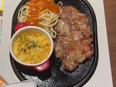 -豪客来牛排(空港华联店)