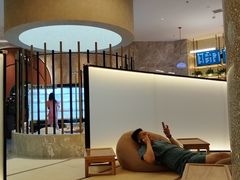 -尚荟汤泉生活馆