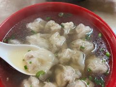 -张阿三馄饨店