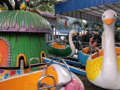 -顺德大良半月城游乐场