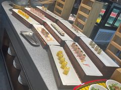 -遇上西雅图多融合海鲜自助餐厅(中房金谊广场店)