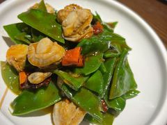 梅豆炝拌扇贝肉-前海沿·青岛菜(李沧万达店)