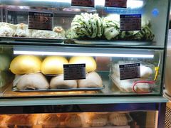 面包甜点陈列柜-白玉兰食品(甜云店)