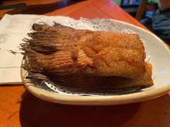 酥炸鸦片鱼尾-阿里家·新疆烤肉酒場 by MIG