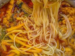 -顶上头·螺蛳火锅(五一新村店)