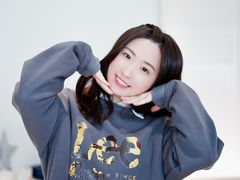 -UNI UNI(环亚凯瑟琳店)