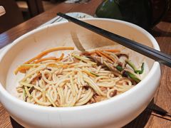 鸡丝凉米线-云海肴·汽锅鸡·云南菜(领展购物广场·中关村店)