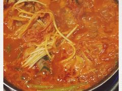 -喇喇排骨火锅·传统韩式脊骨汤(望京西园总店)