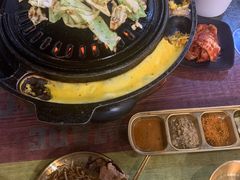 -胡悦里韩式烤肉(芝罘万达广场店)