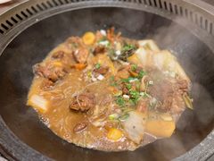 -粘豆包铁锅炖二部(温泉街店)