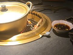 -铭牛烧肉·和牛海鲜自助(高新月牙湖店)