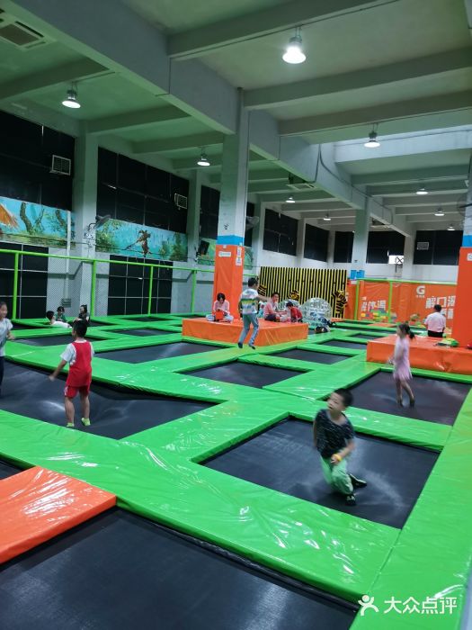 蹦贝JumpingJack运动中心·炫飞蹦床(龙华店)图片