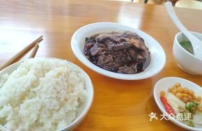Hometown Pickled Mustard Leaf Braised Pork