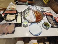 -十三幺山野火锅(市府路店)