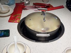 -三人行骨头王火锅(长寿店)