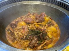 -山里屯铁锅炖·东北菜(康桥店)