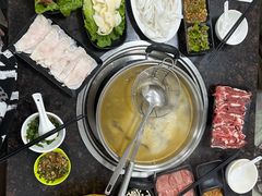 -山珍鲜牛肉火锅本地老字号(汕中老店)