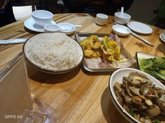 -琼大师东方烤乳猪(亚特兰蒂斯店)