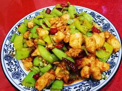 辣子鸡丁-北大地皖峰饭馆