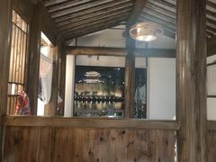 -聚汇三少·龙虾·中餐厅(莫邪路新天地店)