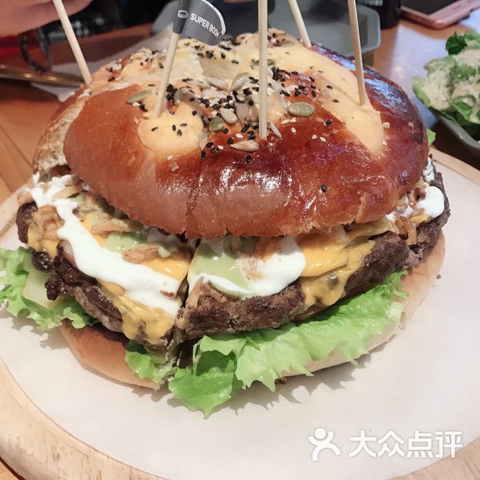 super boom burger 爆爆大汉堡