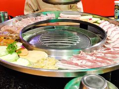 秘制开片五花肉-哈哈碳都·牛肋条无限自助烤肉(宝龙店)
