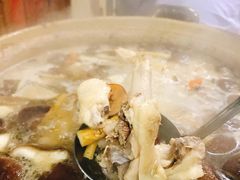-威邵鸡煲(西华路总店)