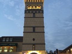 -王府井奥莱临潼小镇(临潼店)