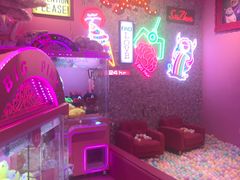 -BIG PINK大粉娃娃机主题馆(圆融星座店)