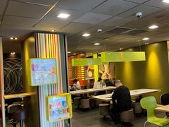 -麦当劳(新华路步步高店)