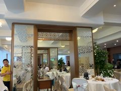 -潮珍苑海鲜粤菜酒家·广式茶点·宴请(临江大道店)
