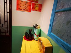 -超越炭火牛蛙火锅鸡(河东店)
