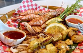 Pattaya Land, Sea, and Air BBQ Platter