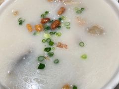 -香港新发烧腊茶餐厅(水围店)